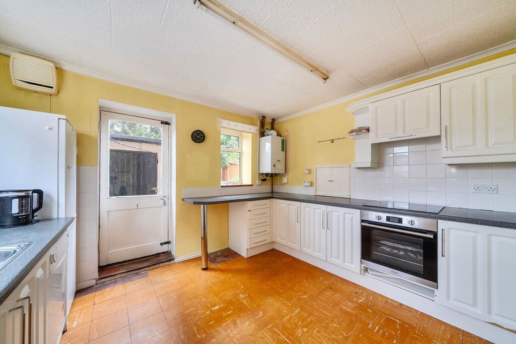 Property photo 2 of 22
