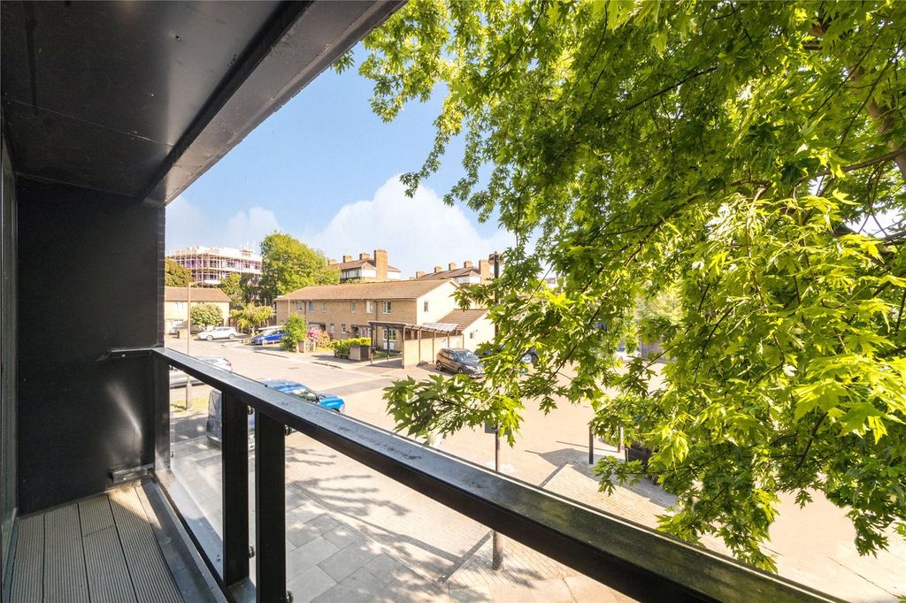 Property photo 2 of 15