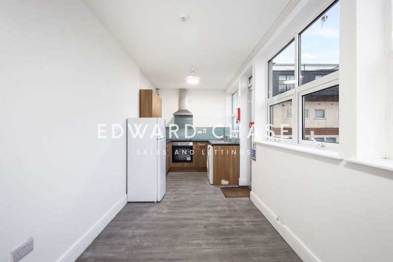 Property photo 3 of 13 Photo 2