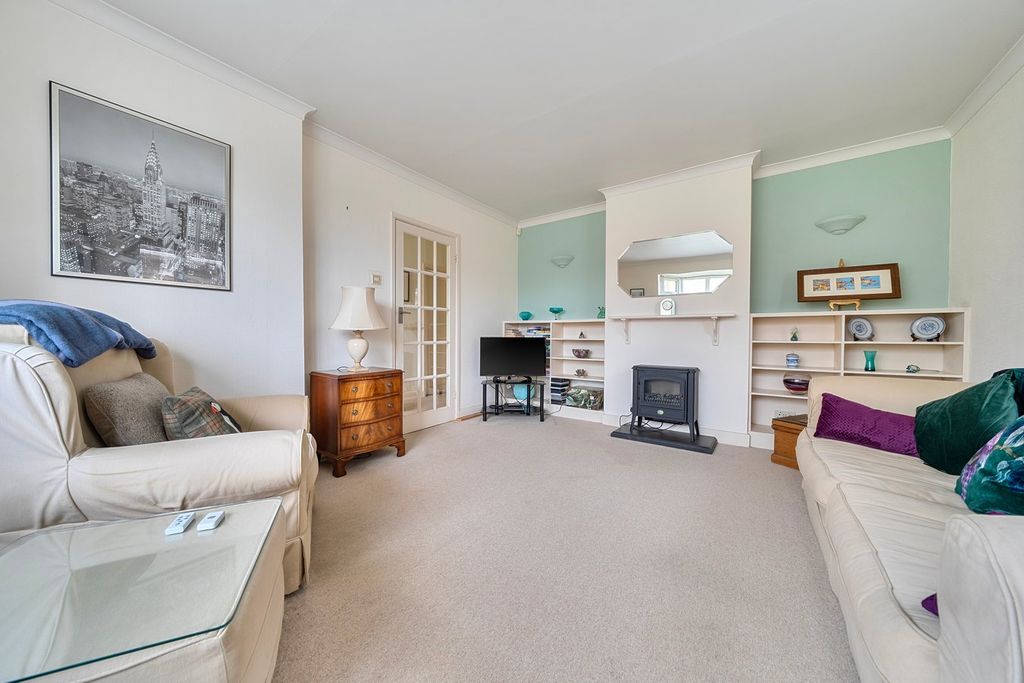 Property photo 3 of 21