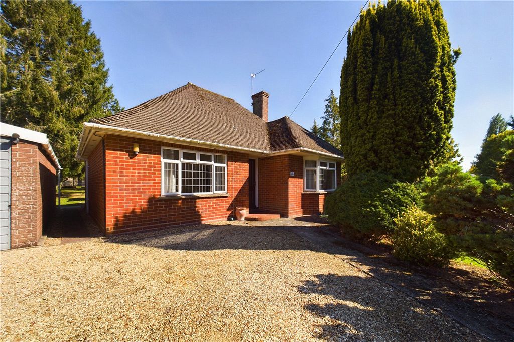 Property photo 1 of 19 Front