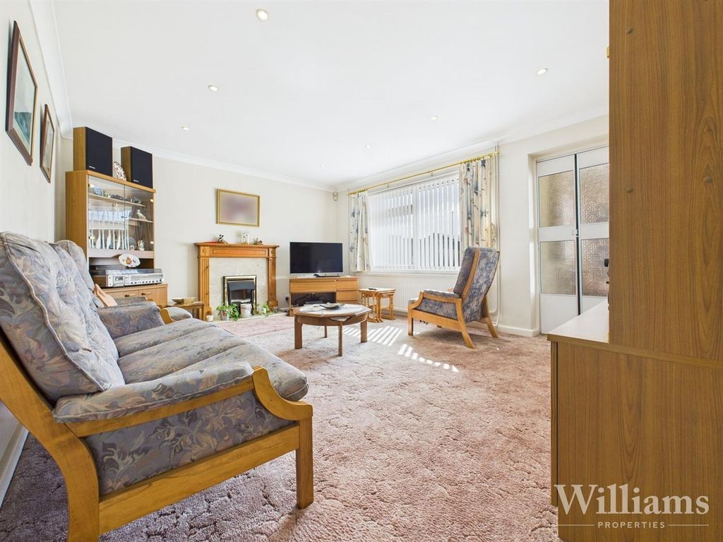 Property photo 3 of 15 Cam02861G0-Pr0358-Still002.Jpg