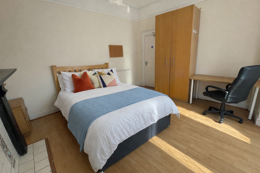 Property photo 3 of 11