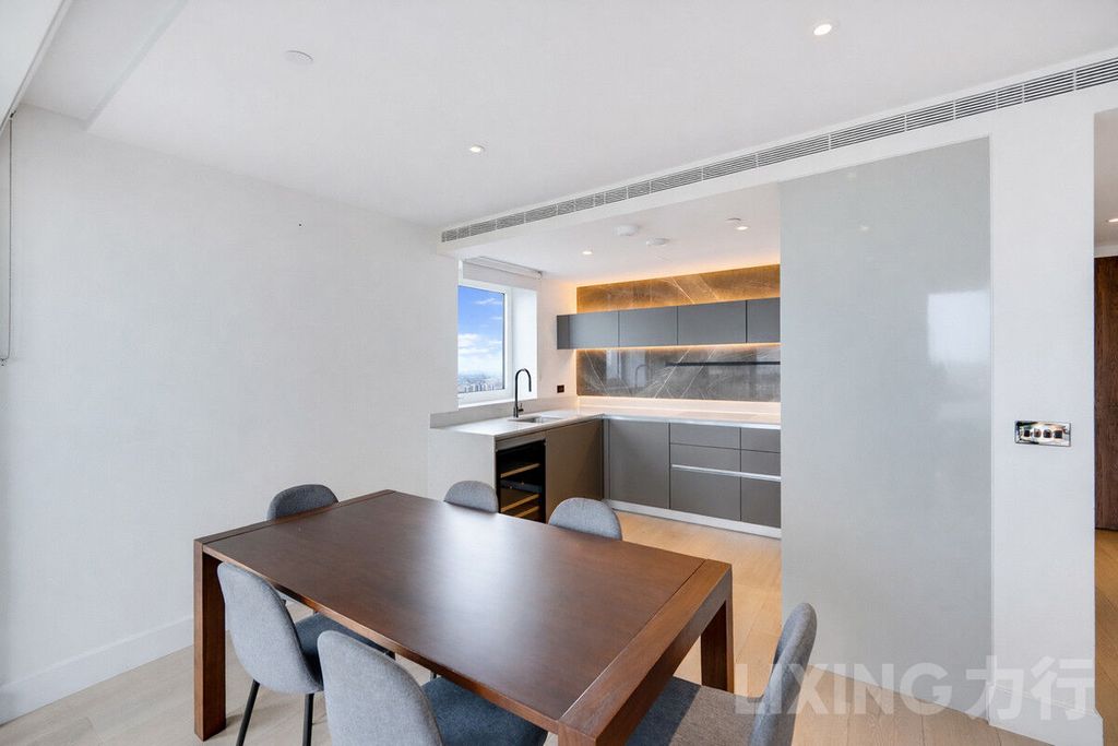 Property photo 2 of 30