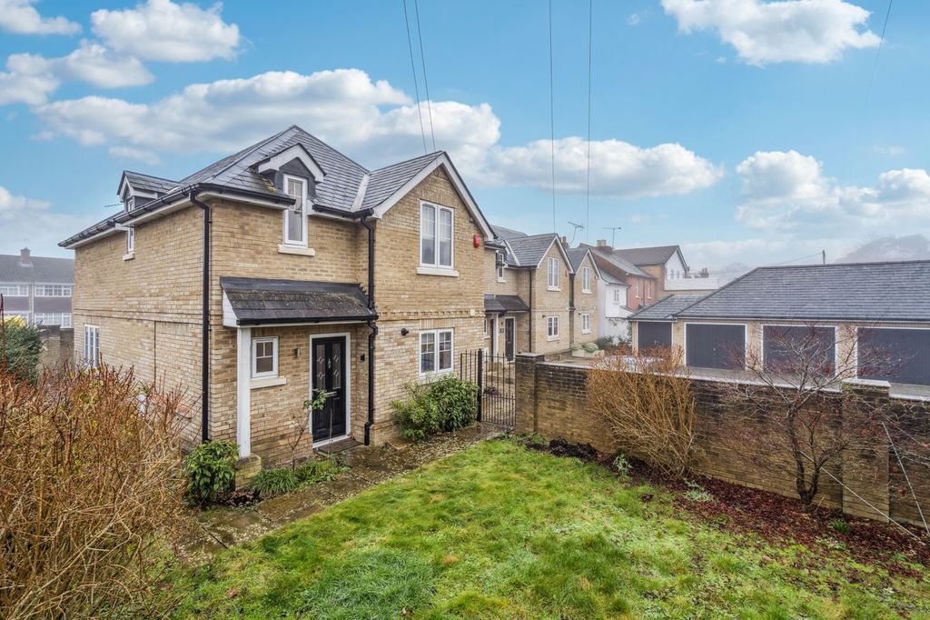 Property photo 1 of 26