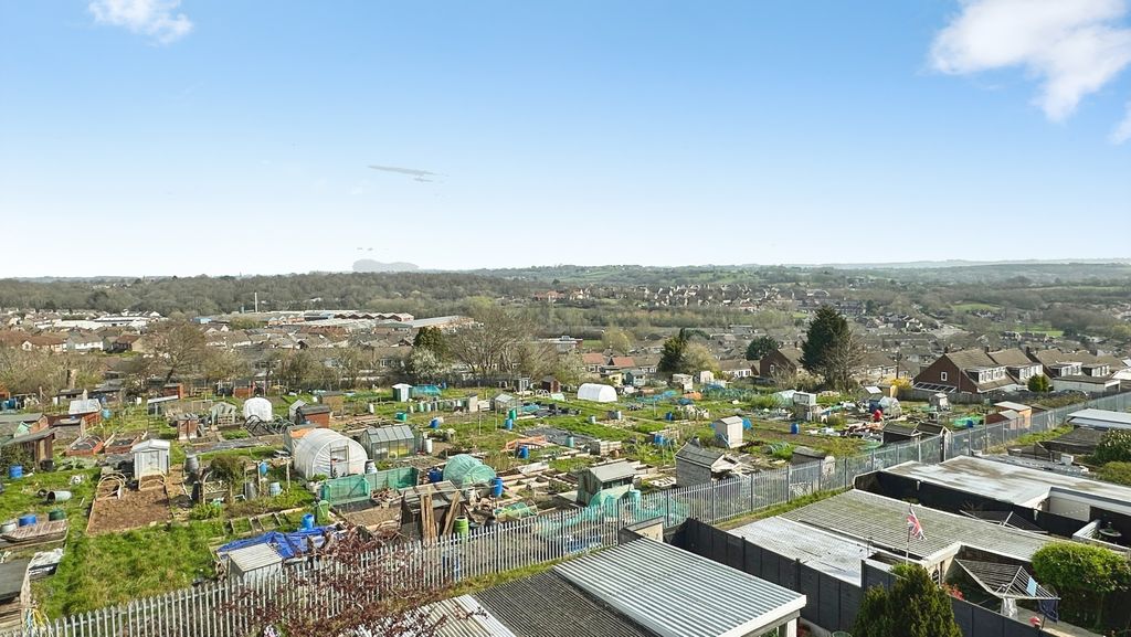 Property photo 3 of 15 Pbox-Img.Jpg