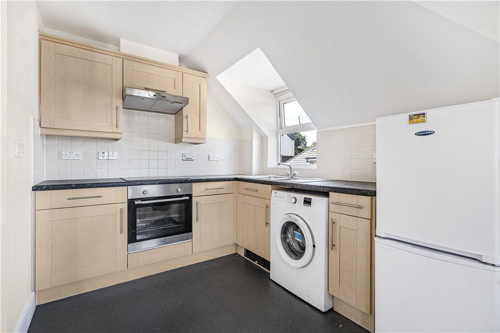 Property photo 3 of 15 Kitchen