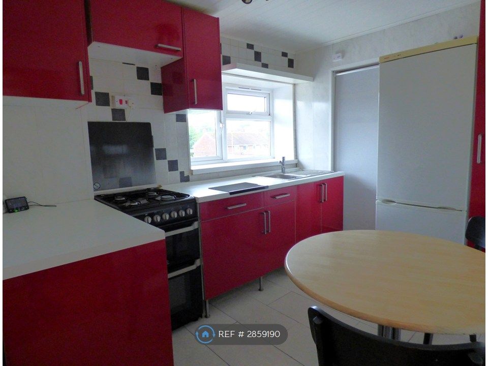 Property photo 2 of 13
