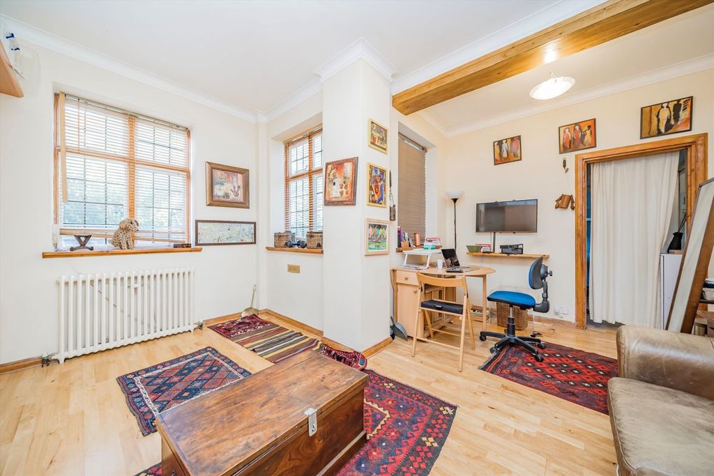 Property photo 1 of 6