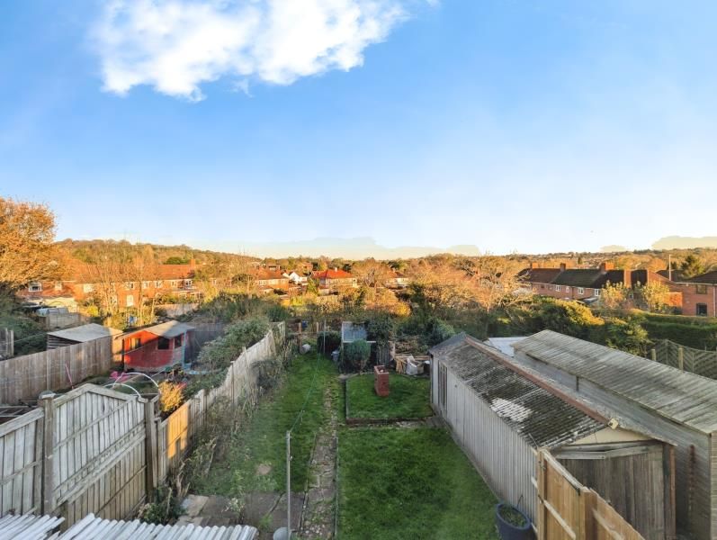 Property photo 3 of 7