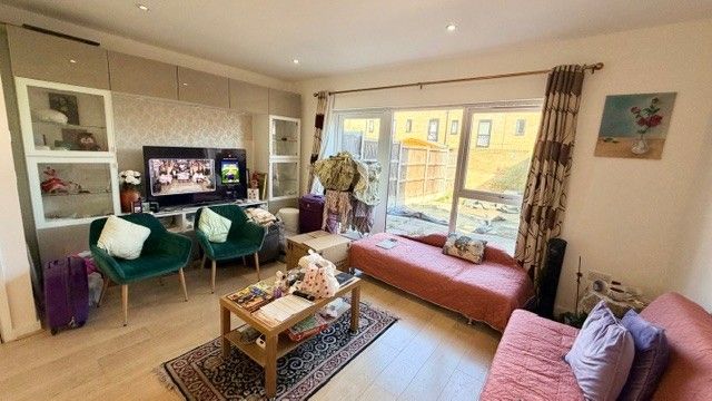 Property photo 3 of 12