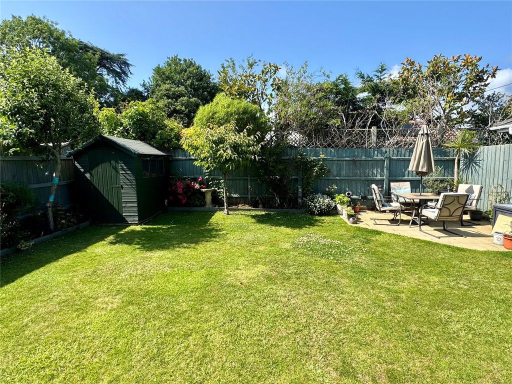 Property photo 2 of 17 Picture No. 20