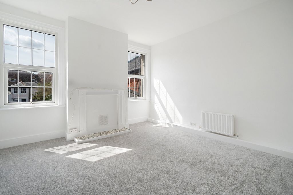 Property photo 2 of 10 Picture No. 22