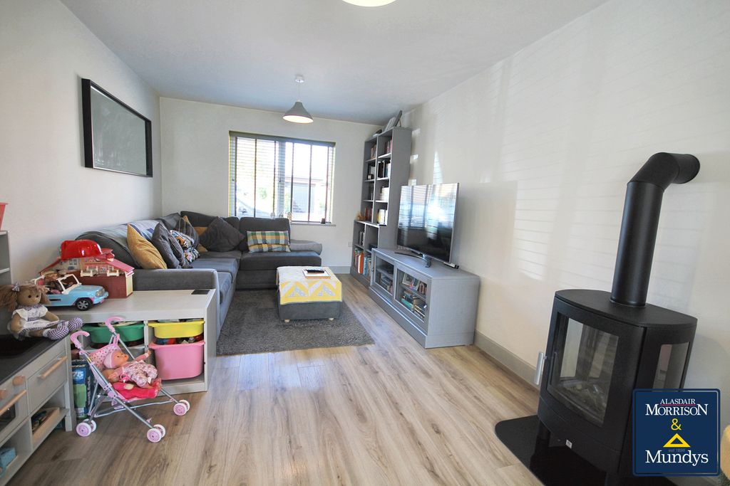 Property photo 3 of 17 Living Room