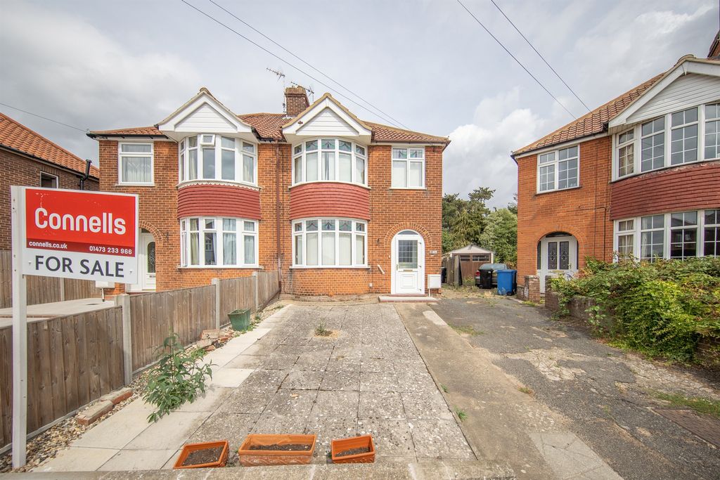 Property photo 1 of 15