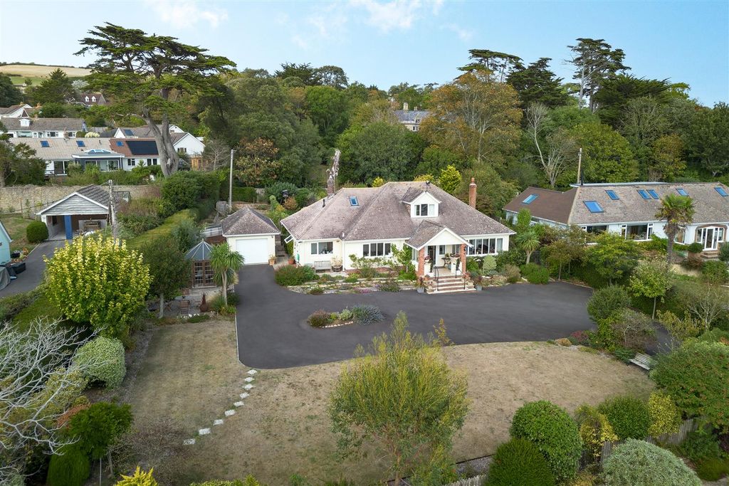 Property photo 3 of 25 Drone 1.Jpg