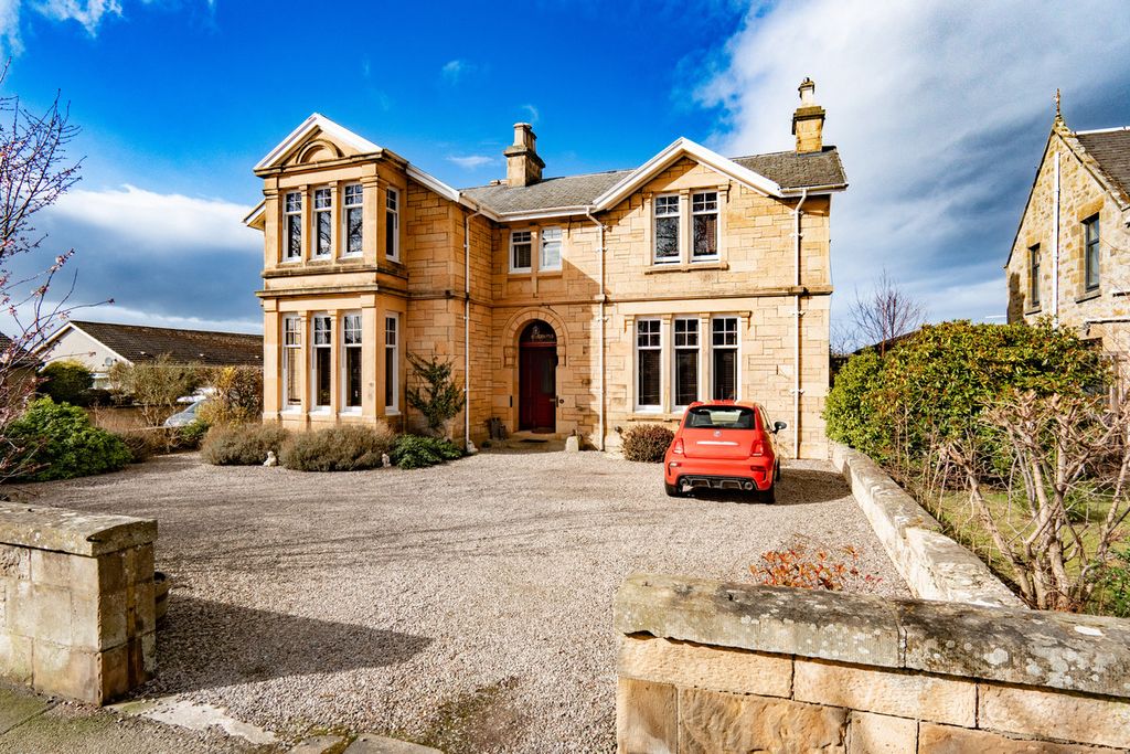 Property photo 1 of 50