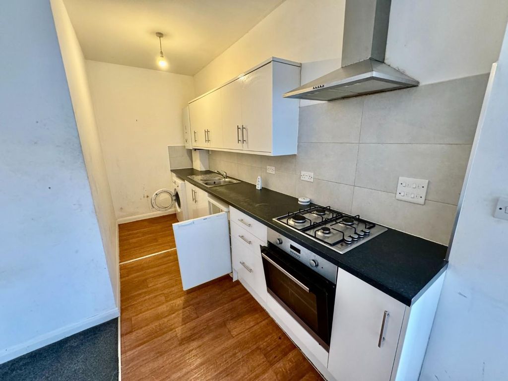 Property photo 3 of 6 Img_0326.Jpg