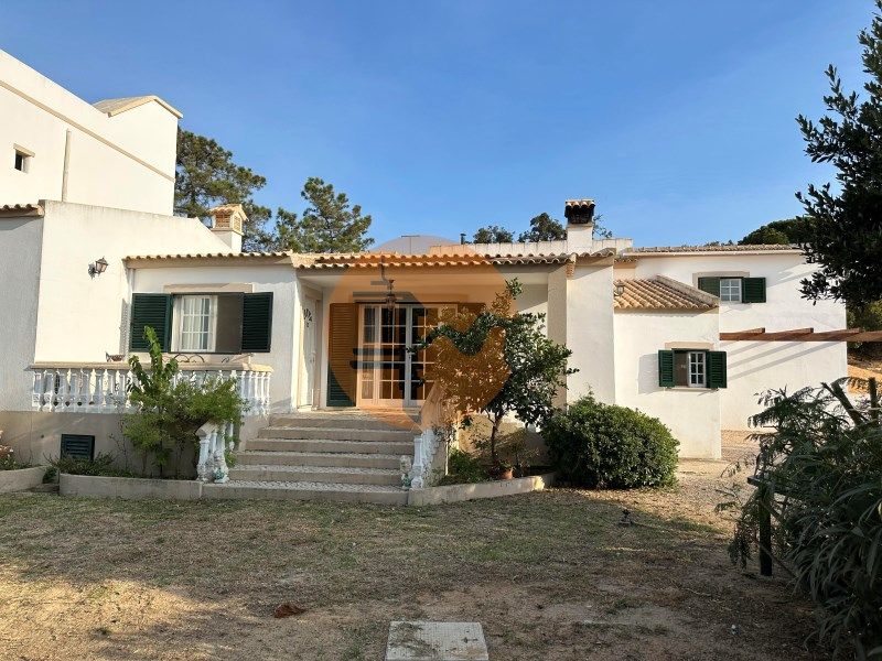 Property photo 2 of 99