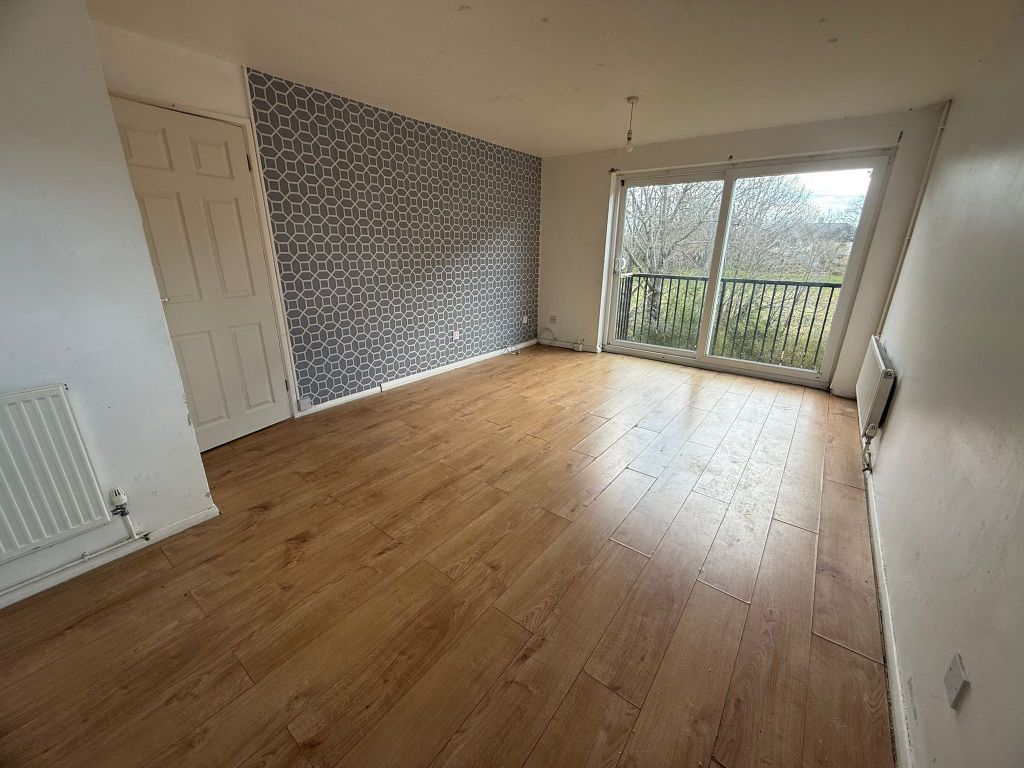 Property photo 3 of 12 Image