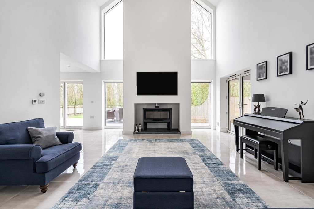 Property photo 2 of 43 86_78009.Jpg