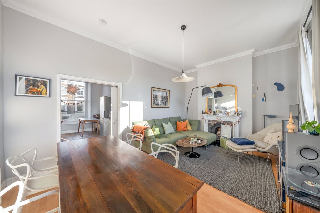 Property photo 1 of 11 Picture No. 17