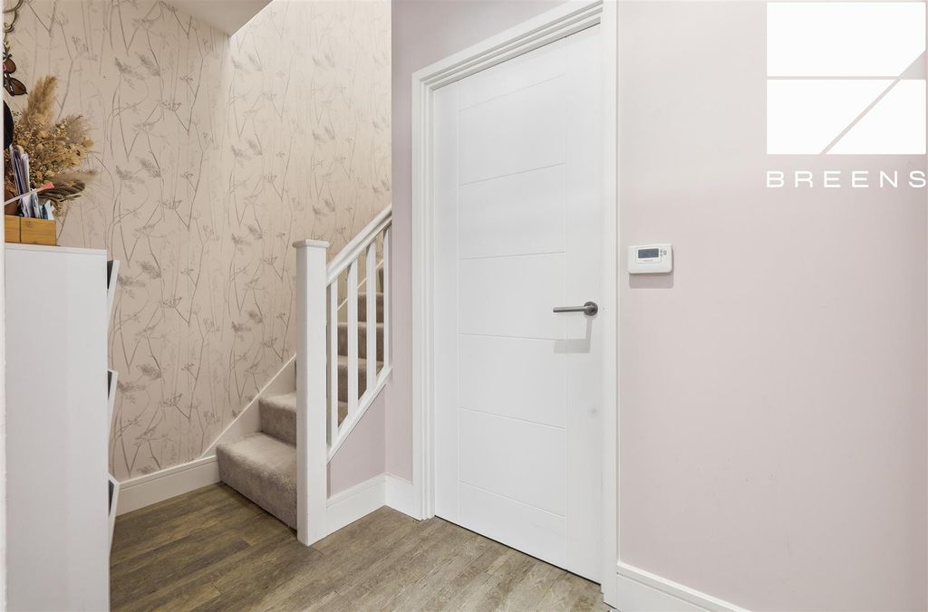 Property photo 3 of 22 Img_8416.Jpg