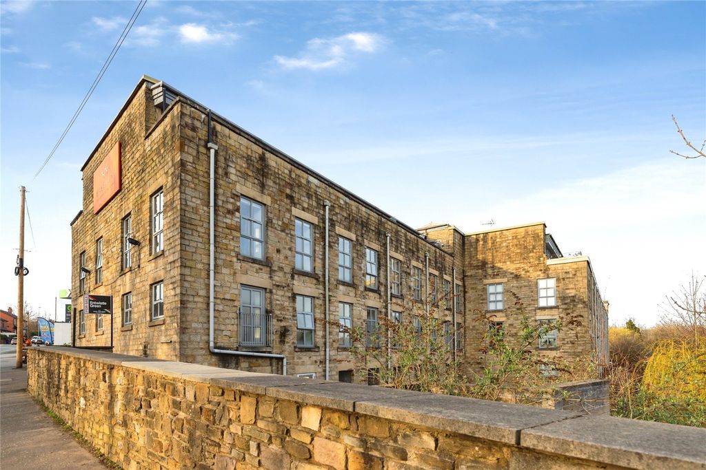 Property photo 1 of 22 Picture No. 04