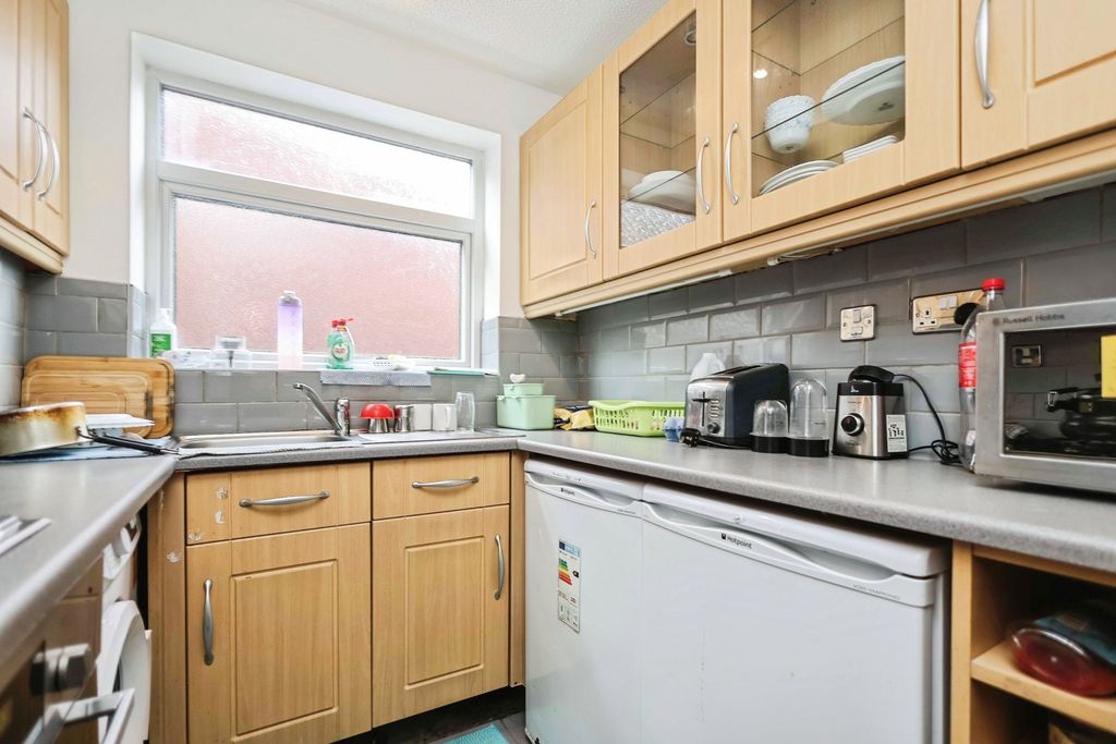Property photo 3 of 15 Photo