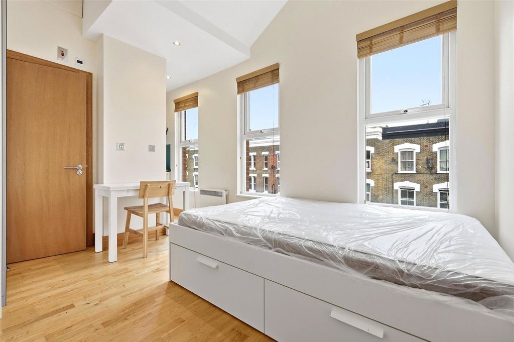 Property photo 2 of 10 Picture No. 04