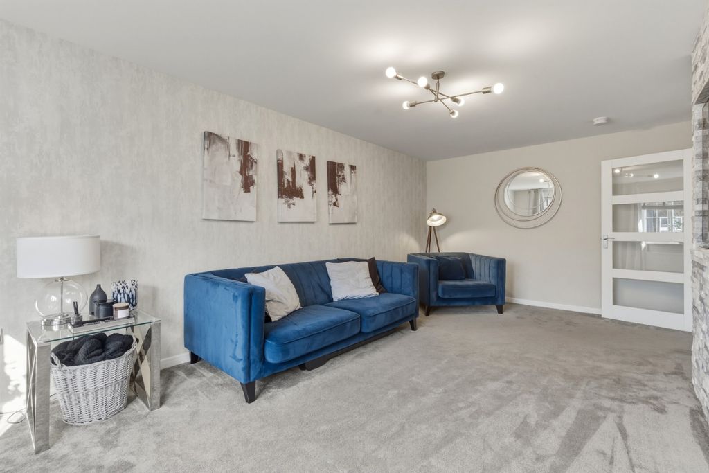 Additional image 4 of 5 bed detached house for saleWest Kip Walk, Livingston, West Lothian EH54