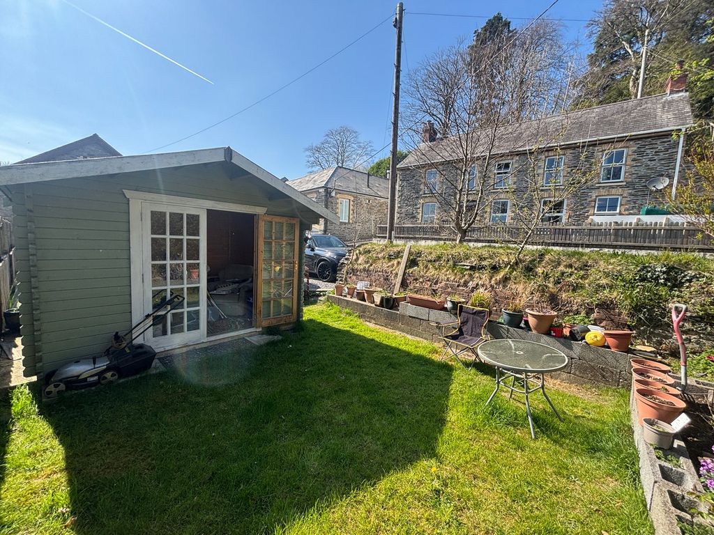 Property photo 3 of 22
