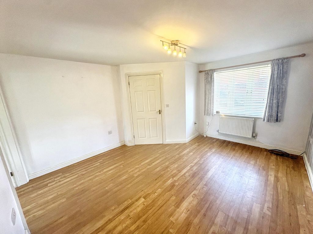 Property photo 3 of 19 5234792