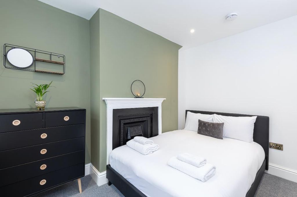 Property photo 2 of 16 Download (8).Png