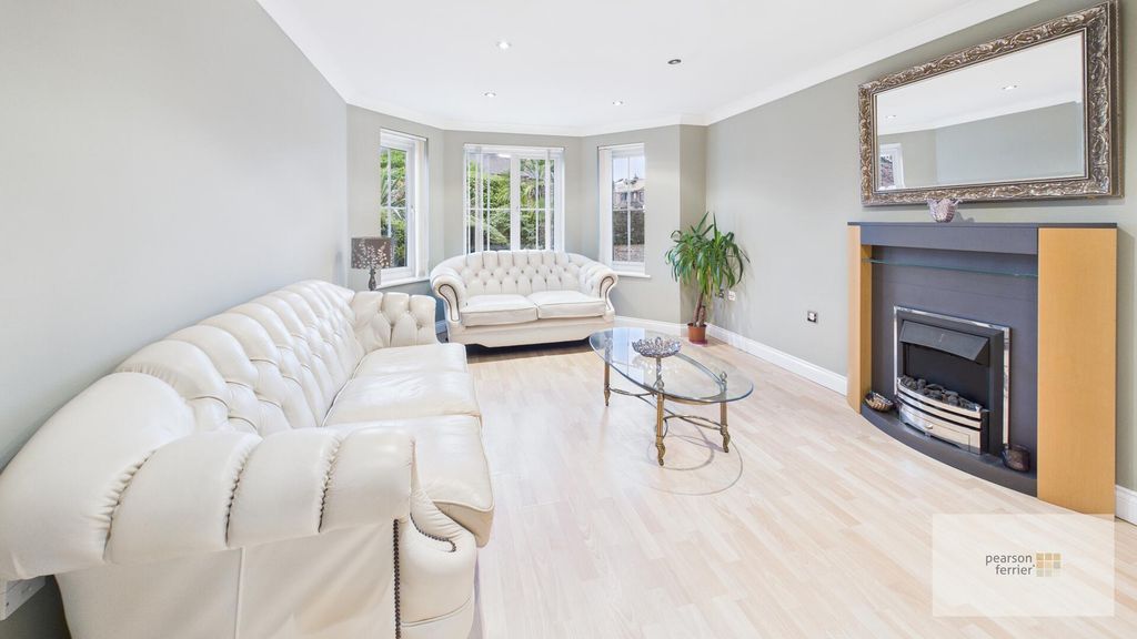 Property photo 2 of 12 Living Room