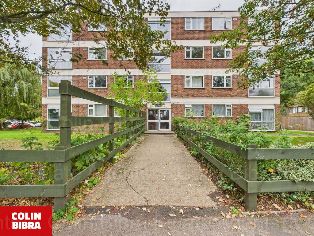 Property photo 1 of 13 Cam04175G0-Pr0051-Still019