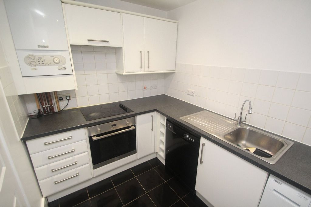 Property photo 3 of 10 Picture No. 06