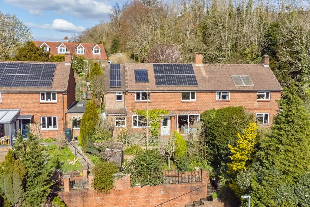 Property photo 1 of 31