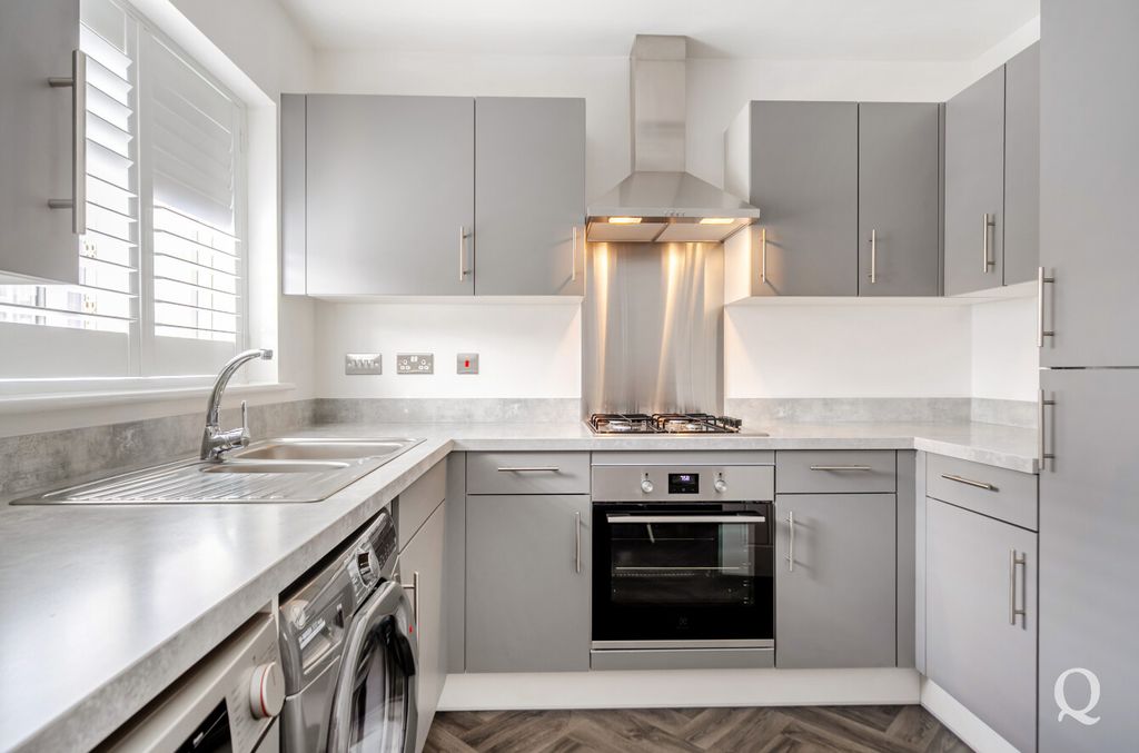 Property photo 3 of 23 A5E3734A-d10E-4F2...