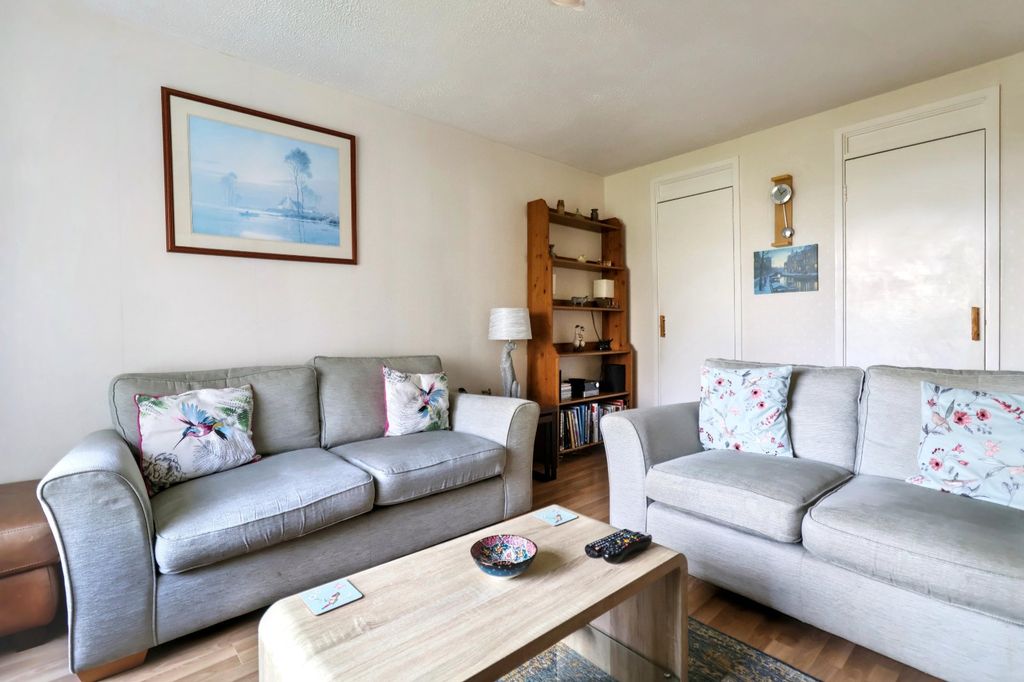 Property photo 3 of 14 Picture No. 13