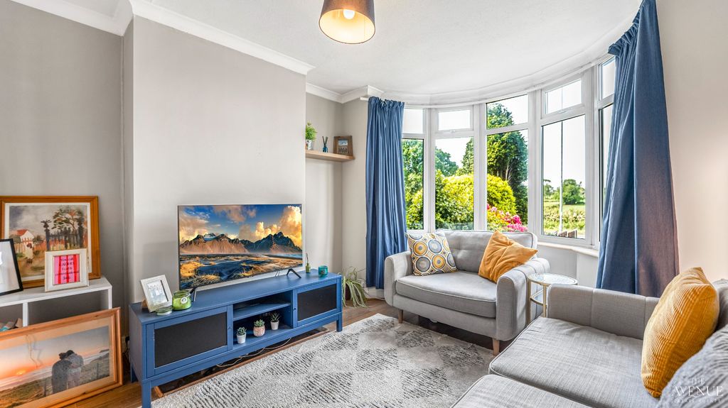Property photo 2 of 38 5087555