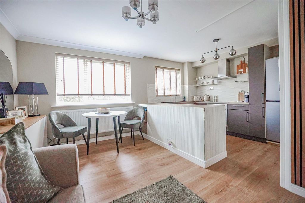 Property photo 2 of 21 980A3279.Jpg