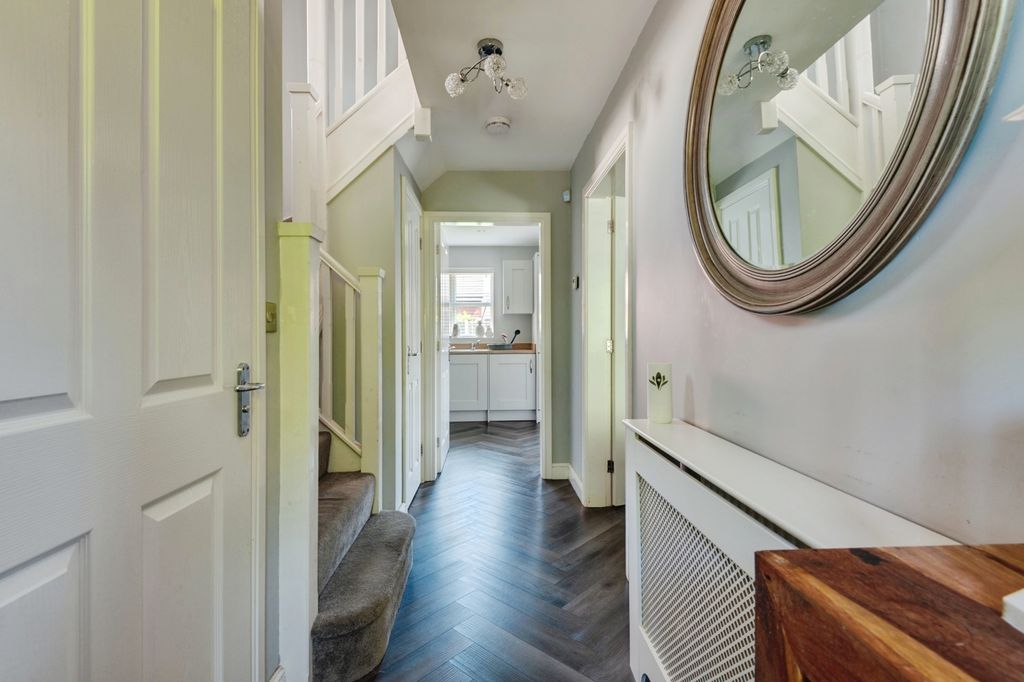 Property photo 2 of 17 Photo