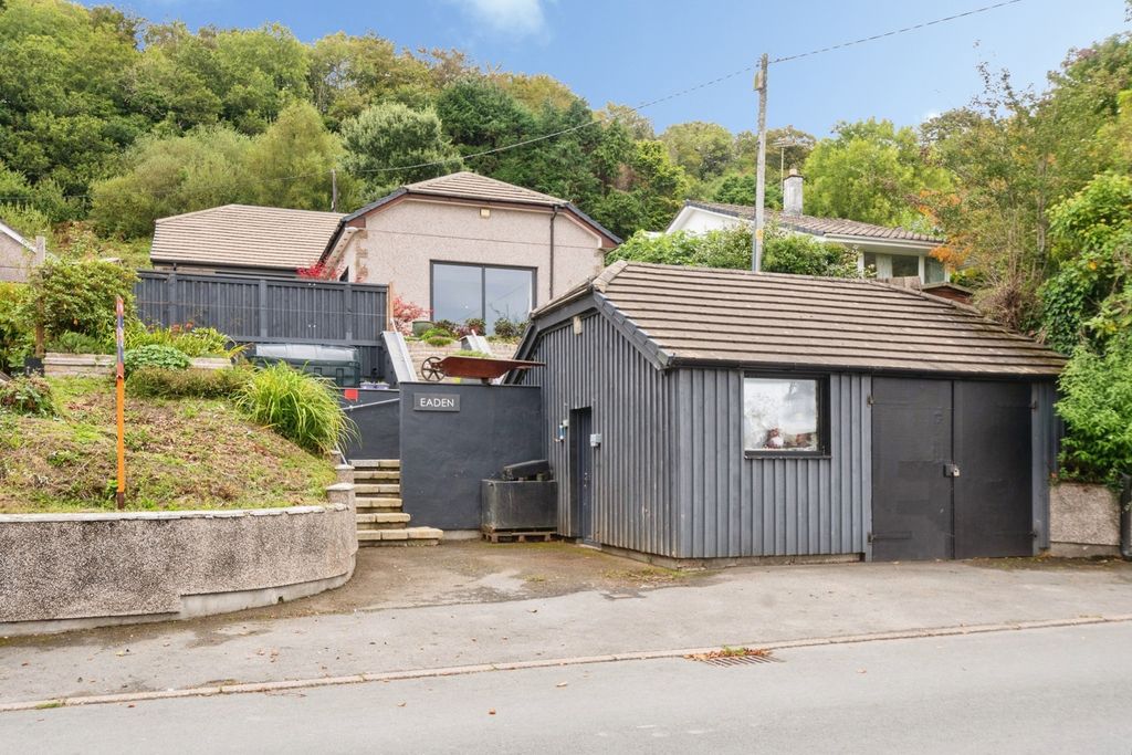 Property photo 1 of 19 Pbox-Img.Jpg