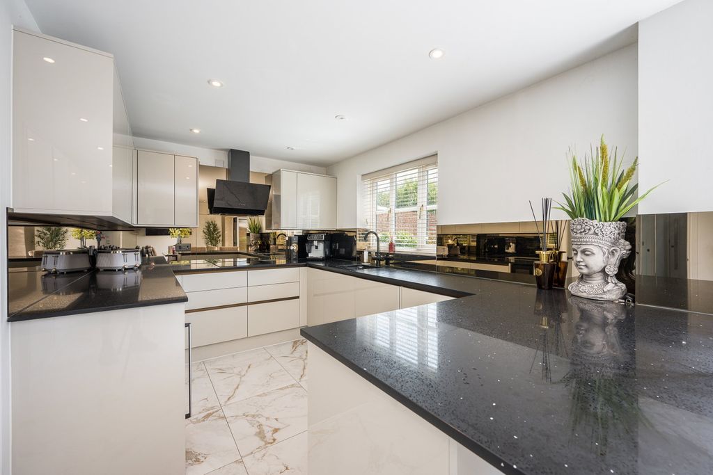Additional image 28 of 4 bed detached house for saleLakeside Way, Nantyglo, Ebbw Vale NP23
