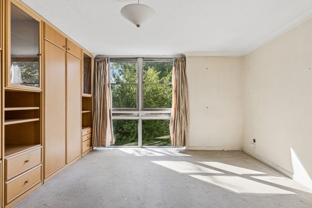 Property photo 3 of 9 Reception Room