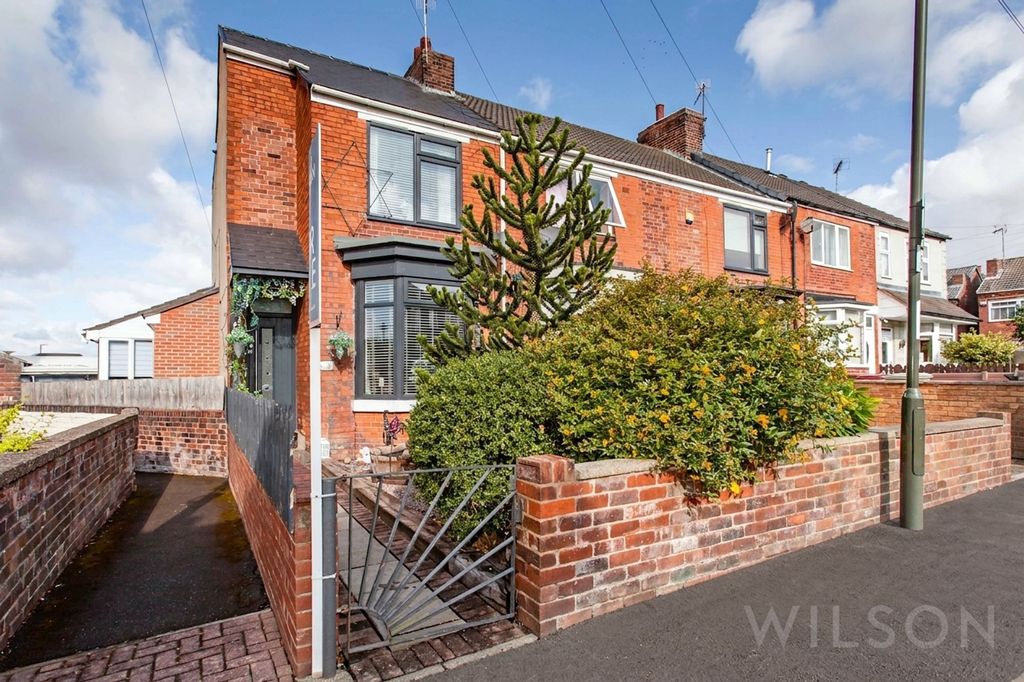 Property photo 1 of 26