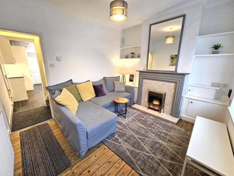 Property photo 3 of 10 Photo 7