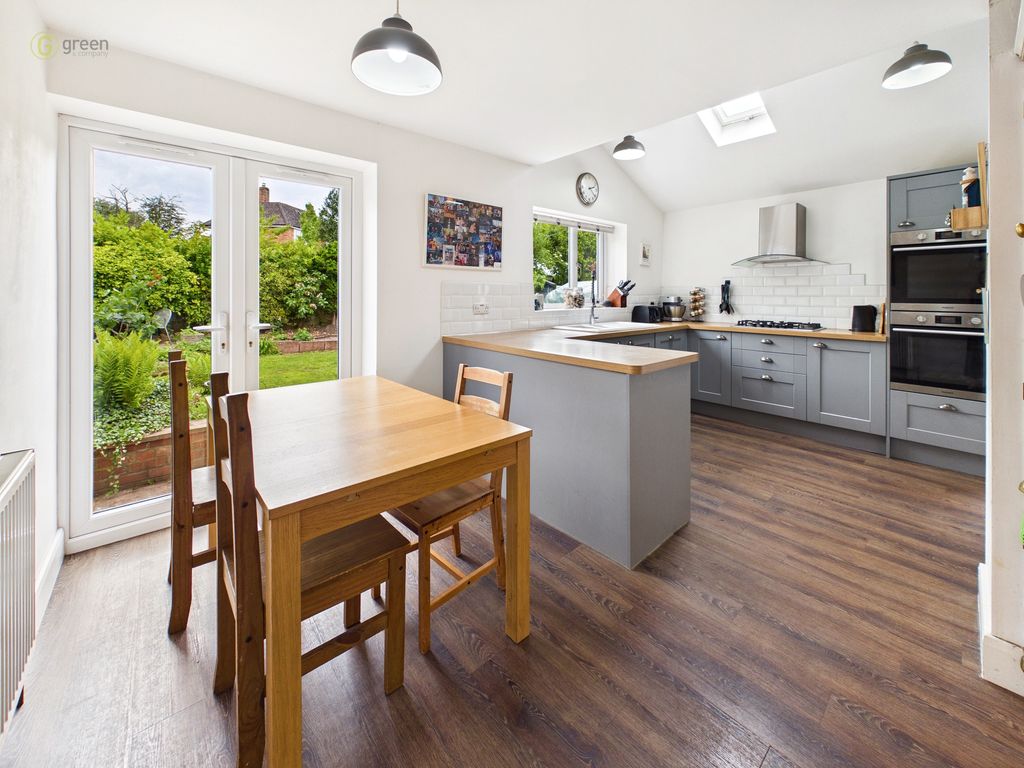 Property photo 2 of 18 7Fb443Fae5194E58A24d6691234Adaf9100Cam03830G0Pr0339Still006