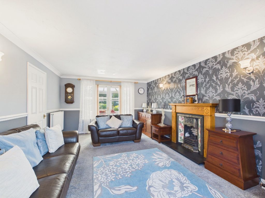 Property photo 2 of 26 5390545